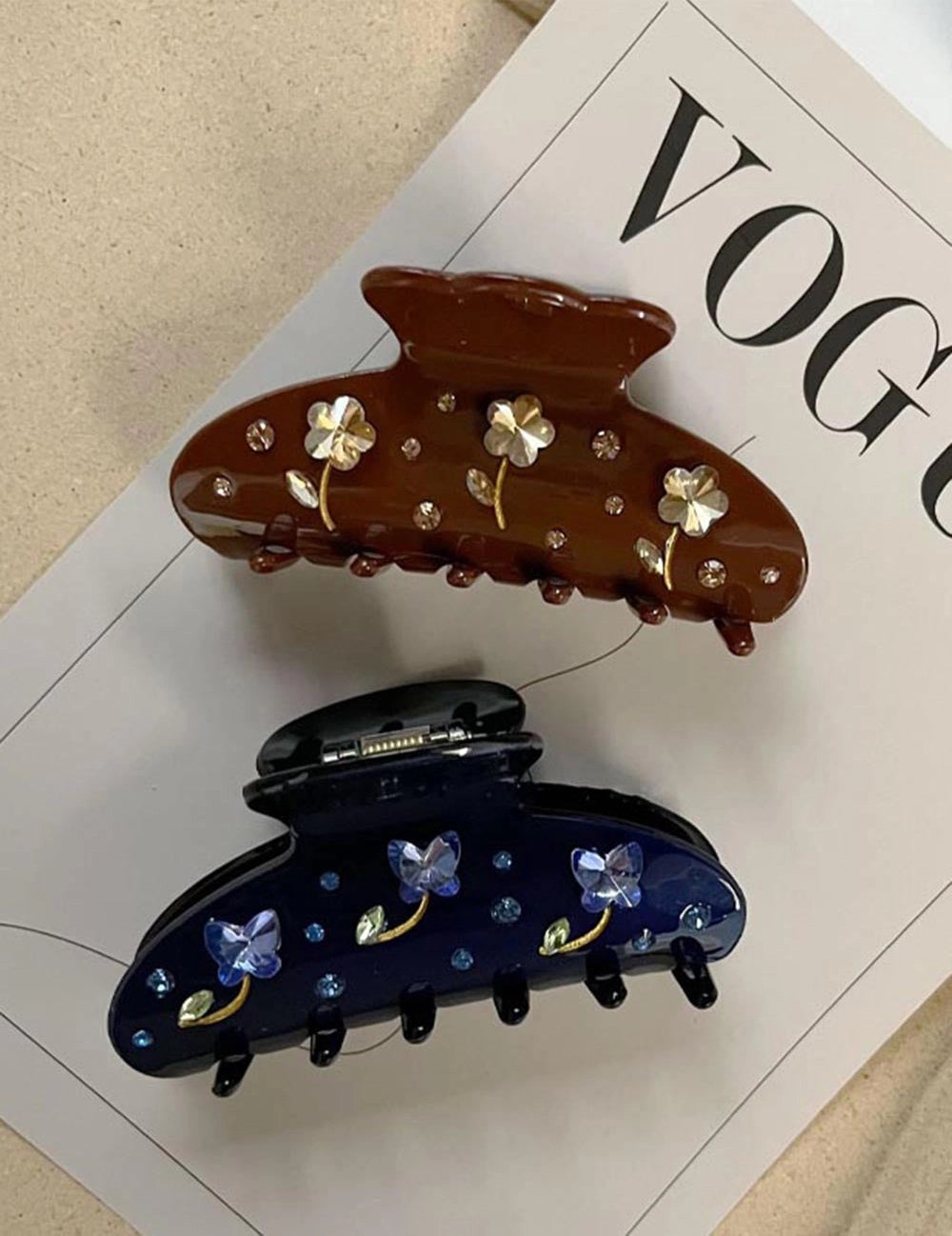 FLOWER RHINESTONE HAIR CLIP