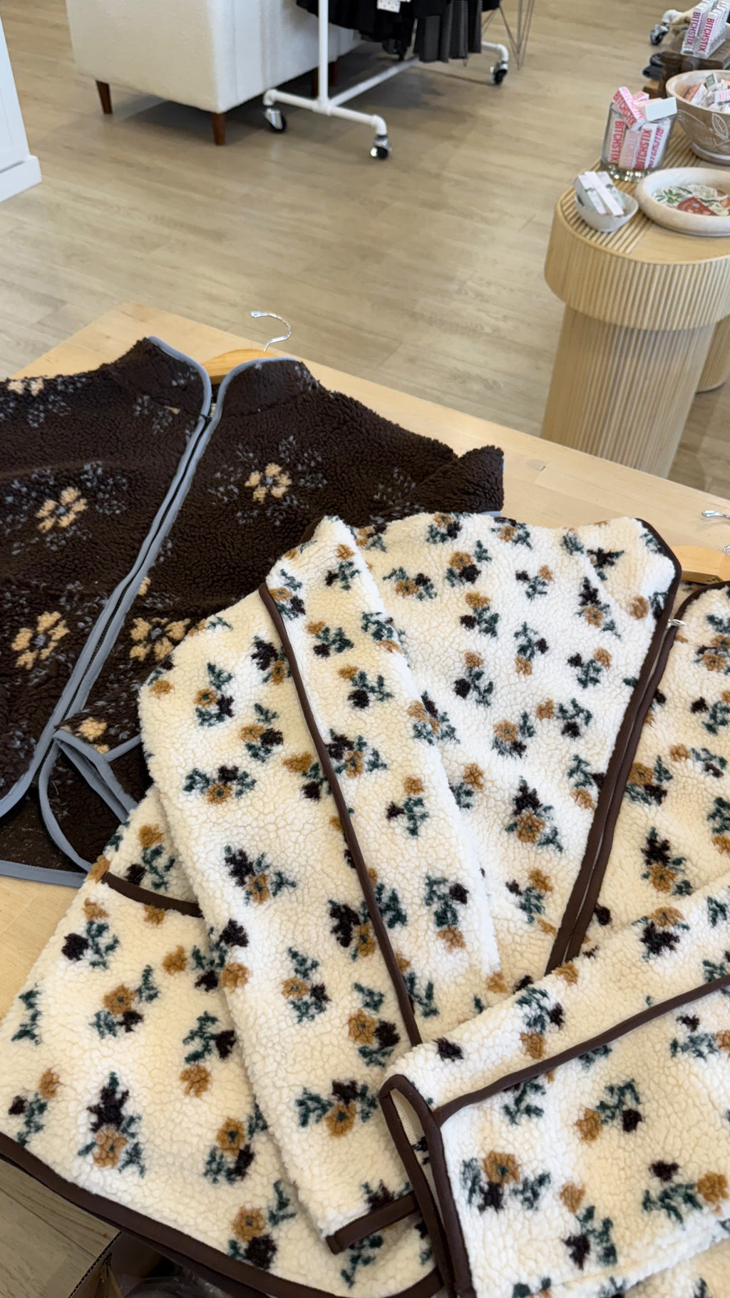 FLORAL SHERPA JACKET