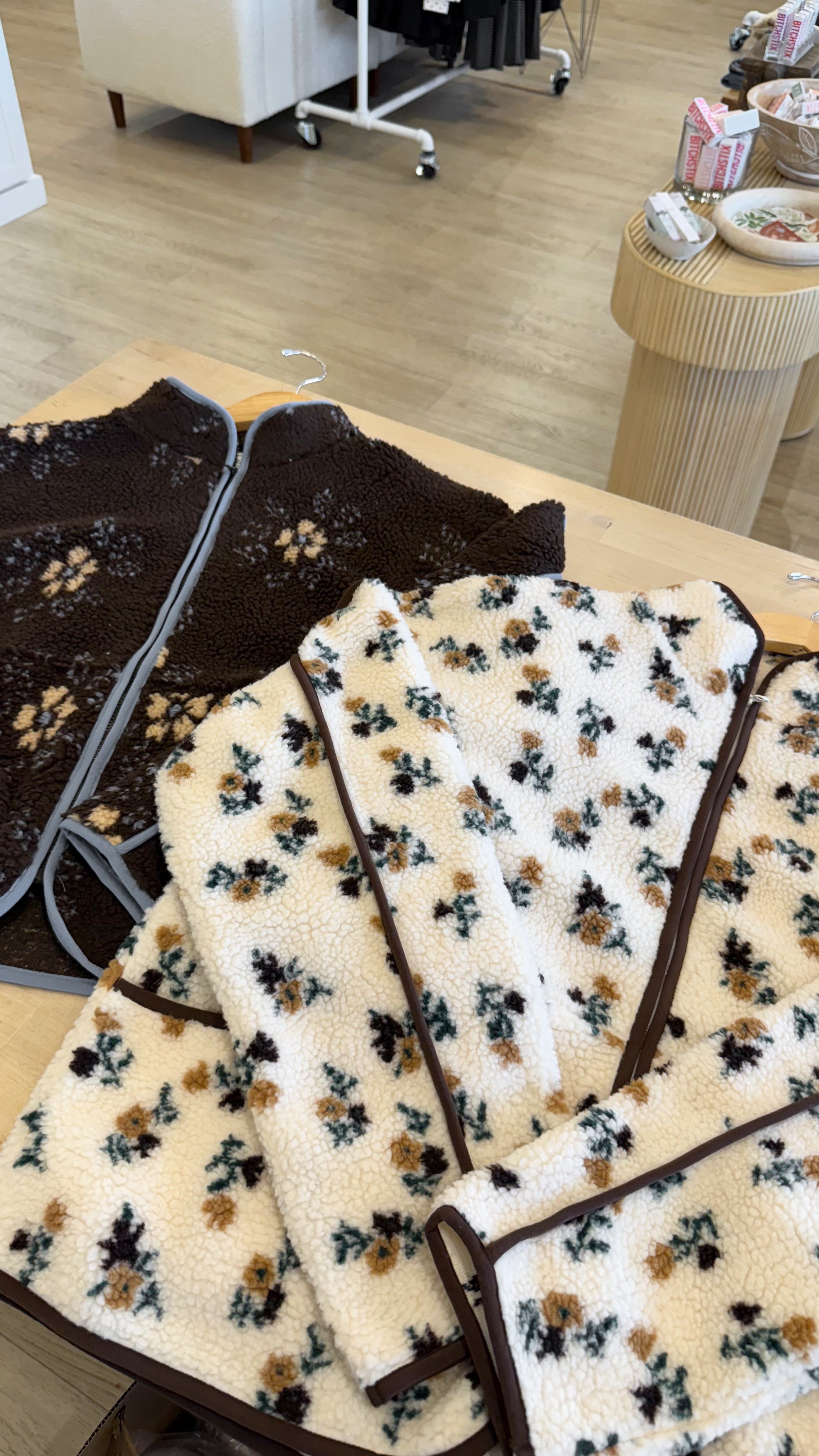 FLORAL SHERPA JACKET