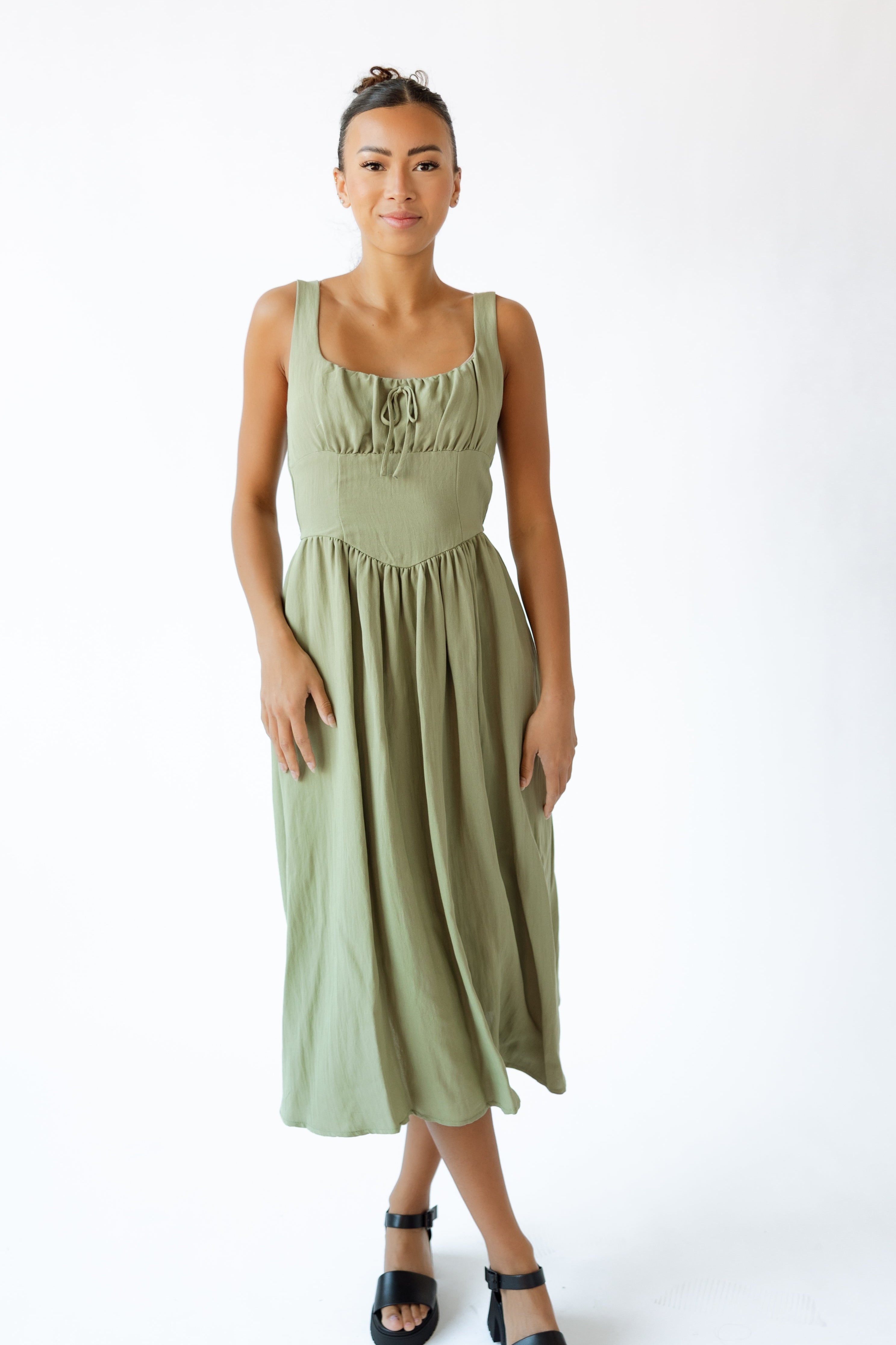 LOVELY MAIDEN MIDI DRESS