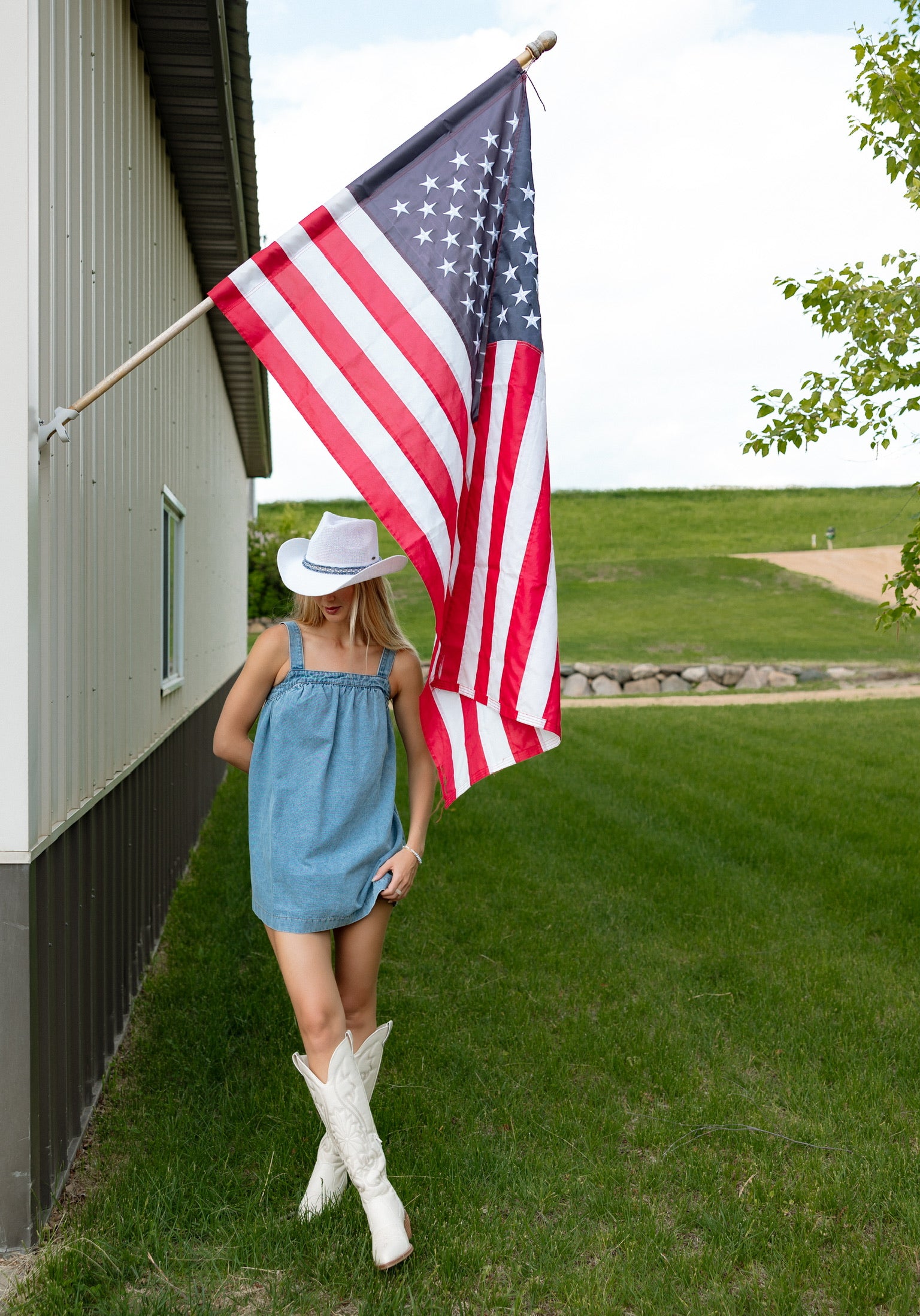 FRAYED BRIM COWBOY HAT