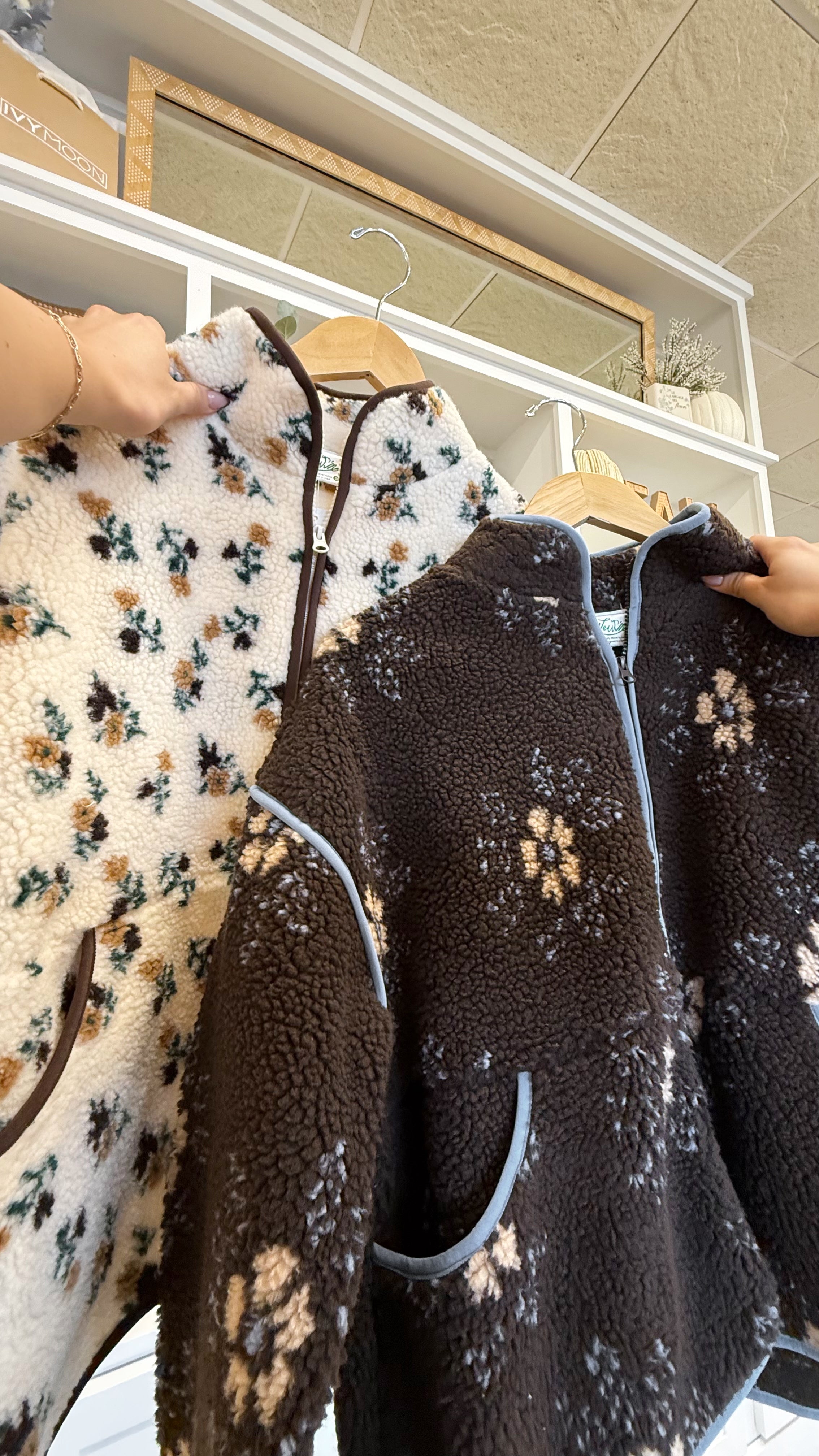 FLORAL SHERPA JACKET