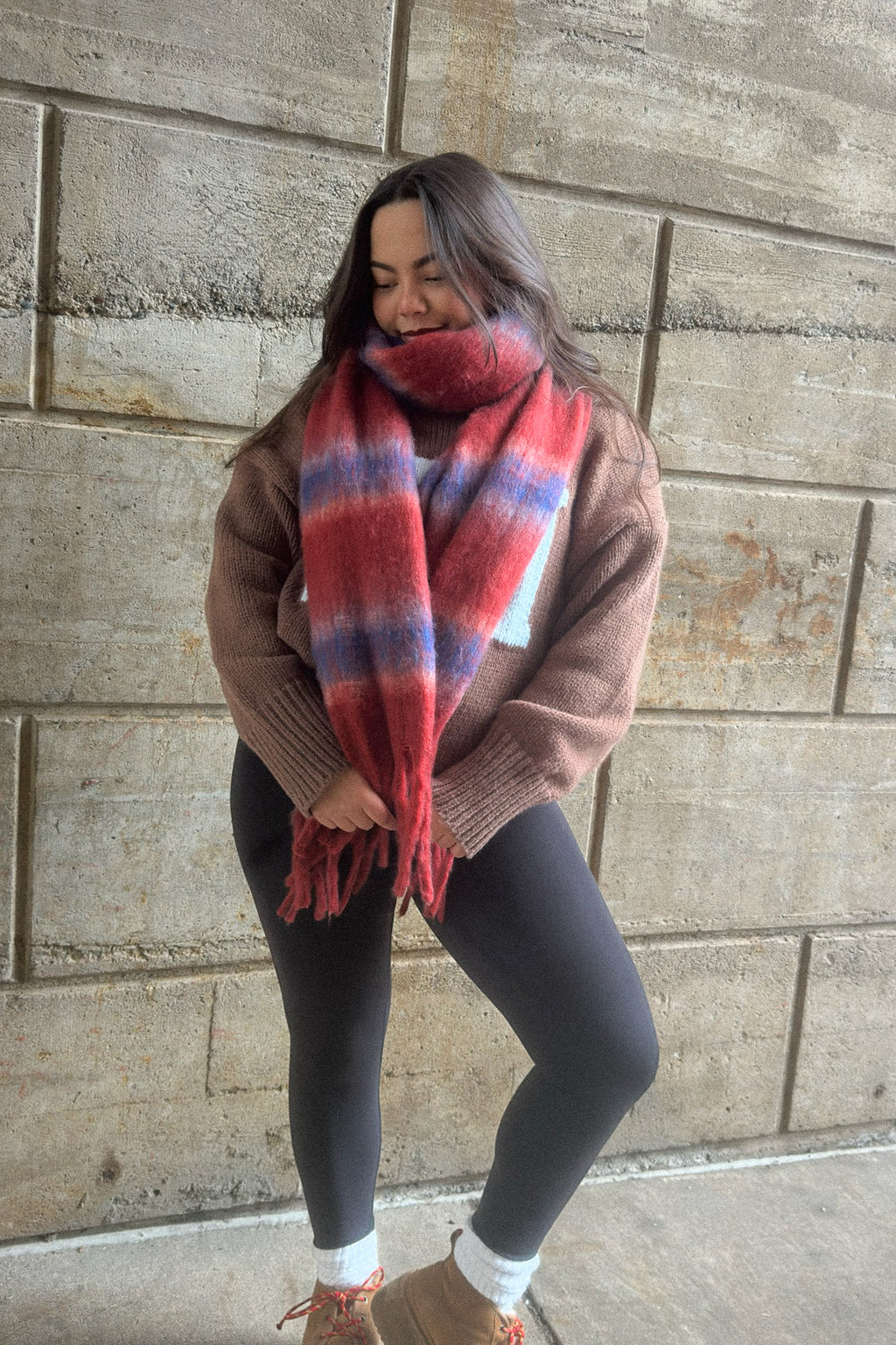 WINE COLOR BLOCK TASSEL SCARF
