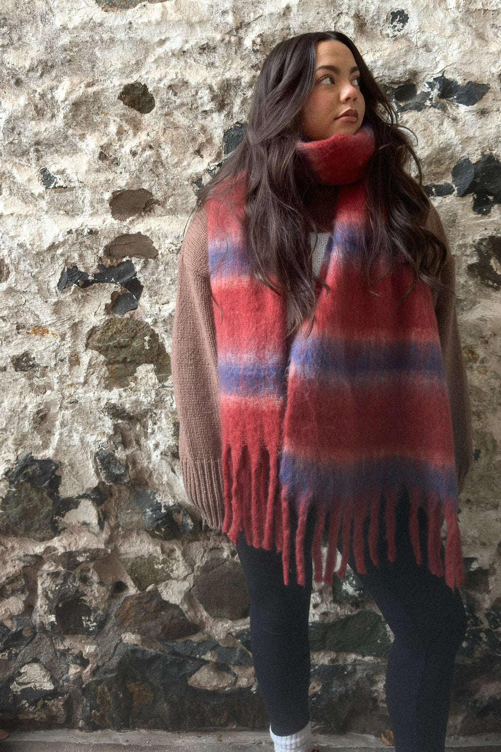 WINE COLOR BLOCK TASSEL SCARF