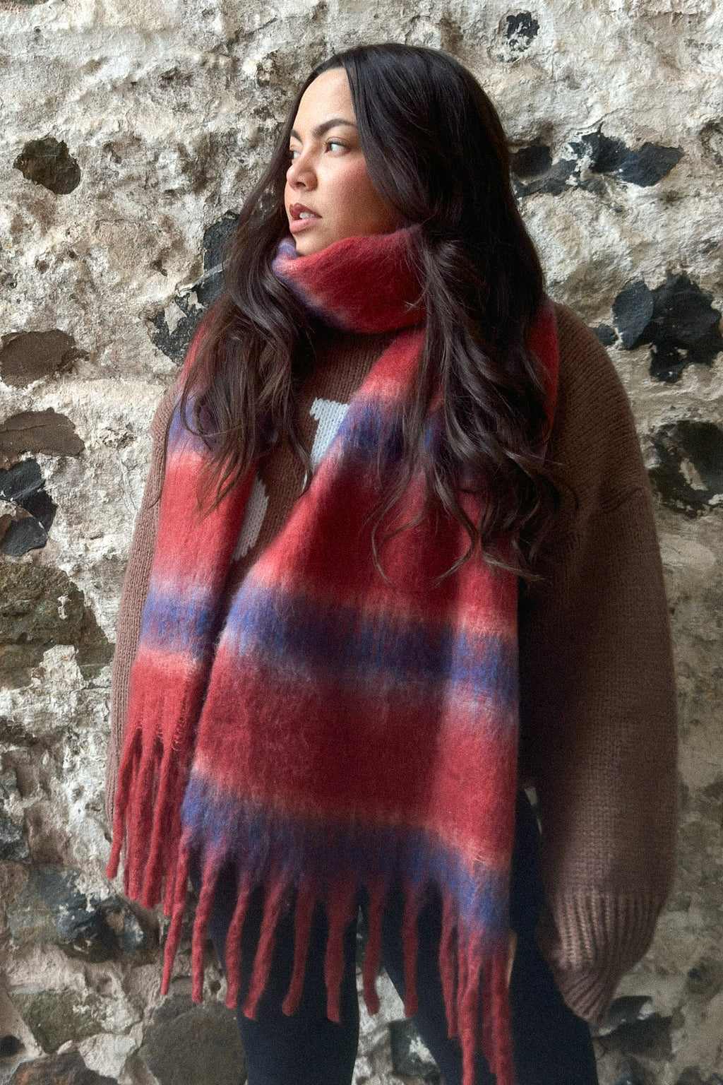 WINE COLOR BLOCK TASSEL SCARF