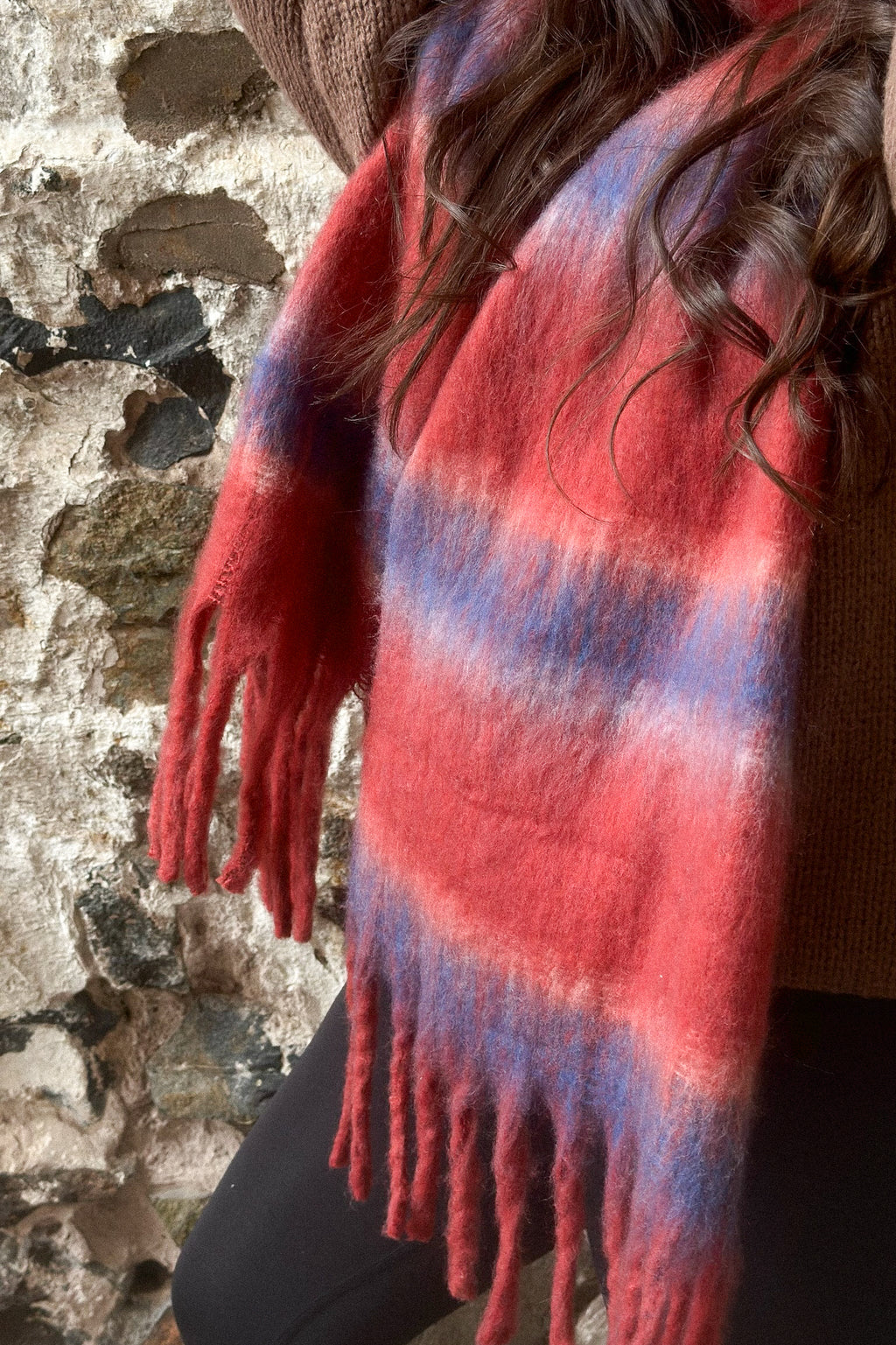 WINE COLOR BLOCK TASSEL SCARF