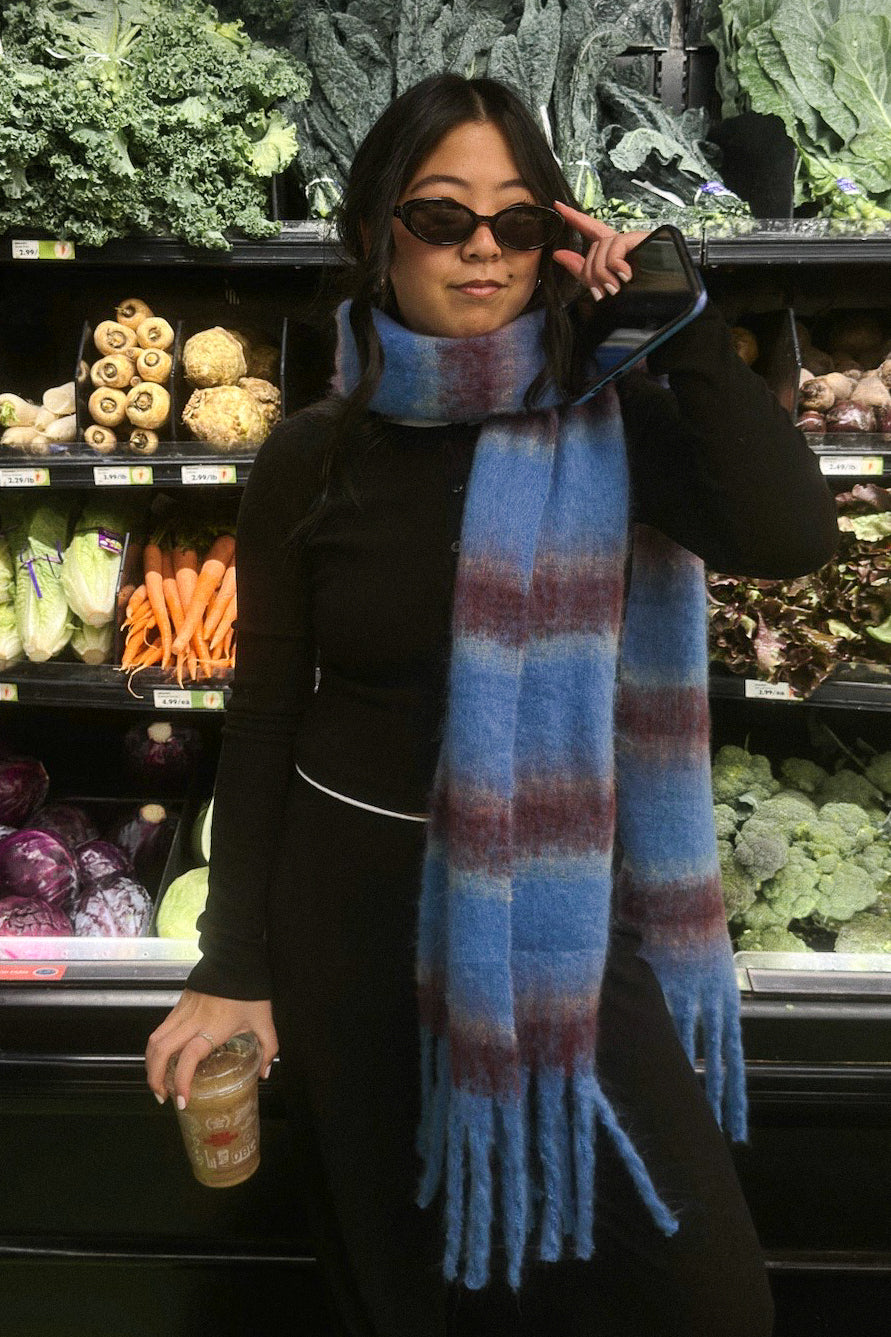 BLUE COLOR BLOCK TASSEL SCARF