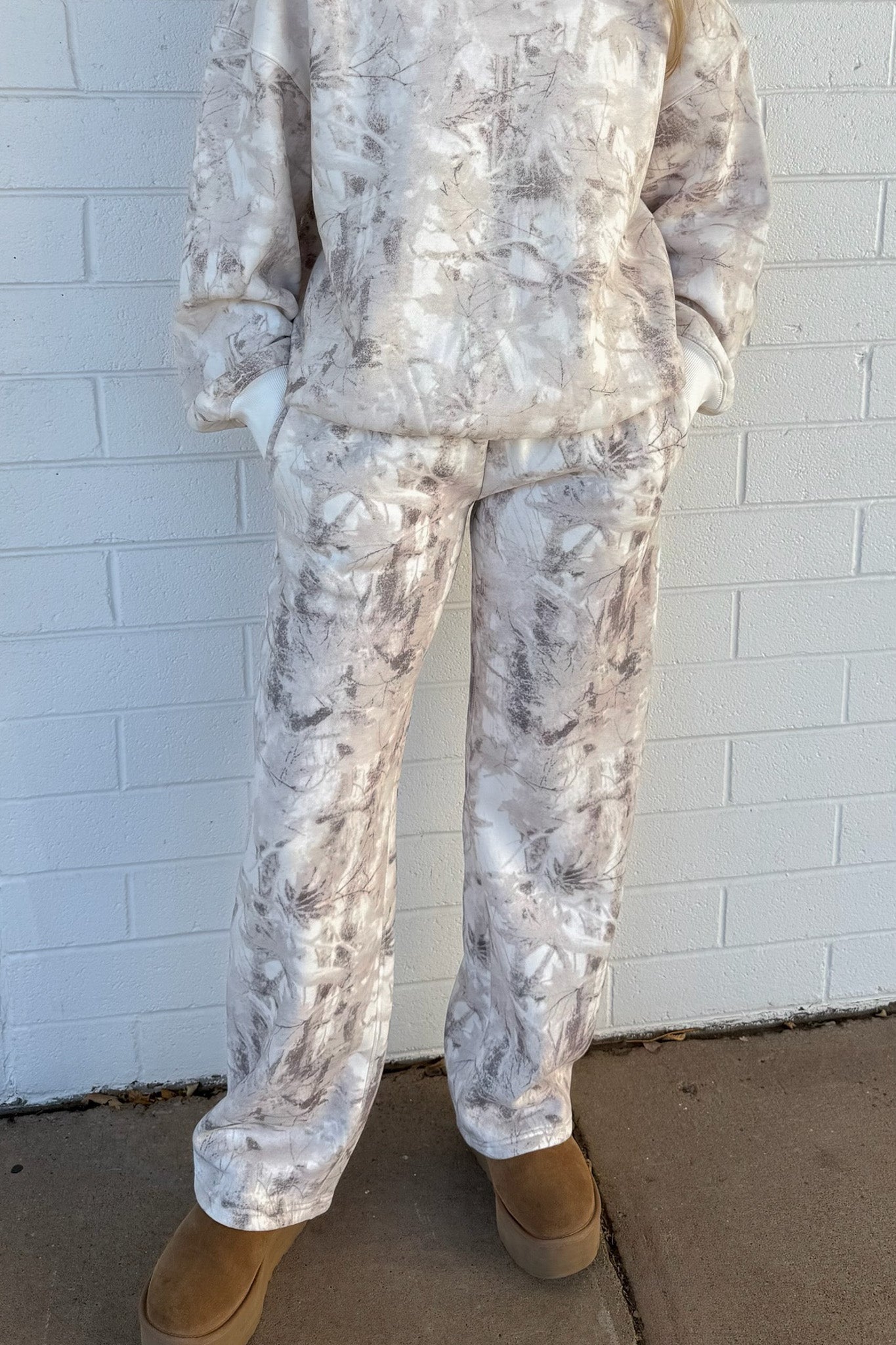 CLOUD CAMO WIDE LEG SWEATPANTS