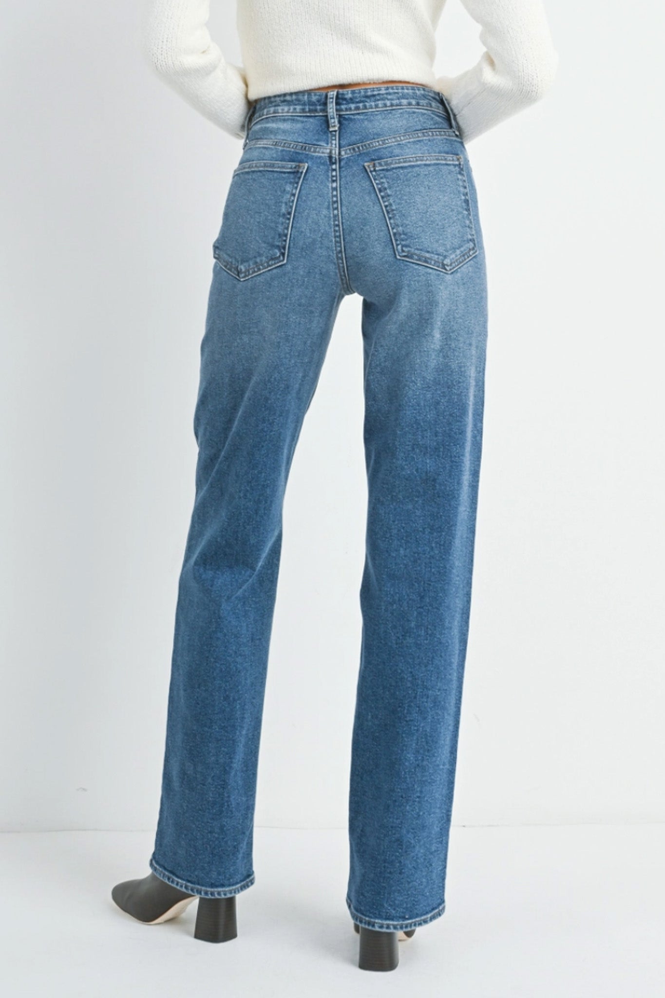 EXTRA LONG STRAIGHT JEAN