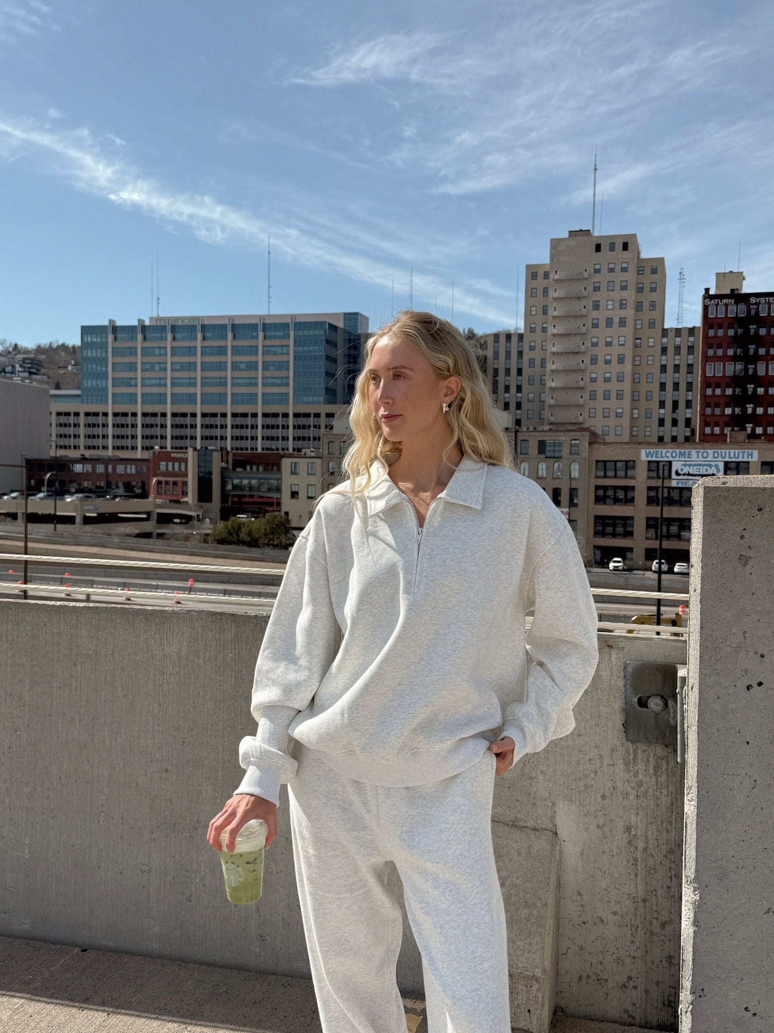 EASY LIVING 1/4 ZIP CREW