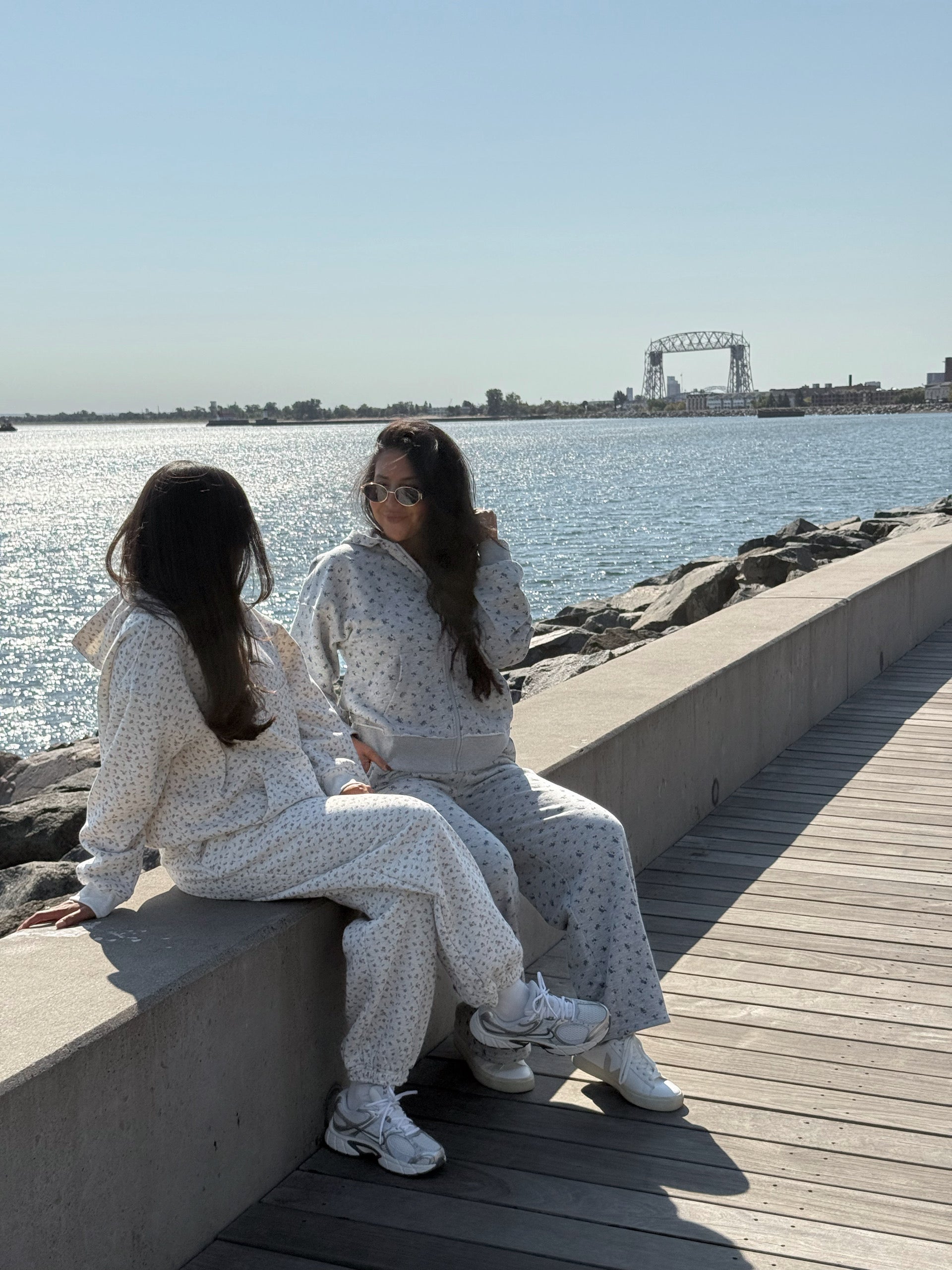 FOREVERMORE SWEATPANTS